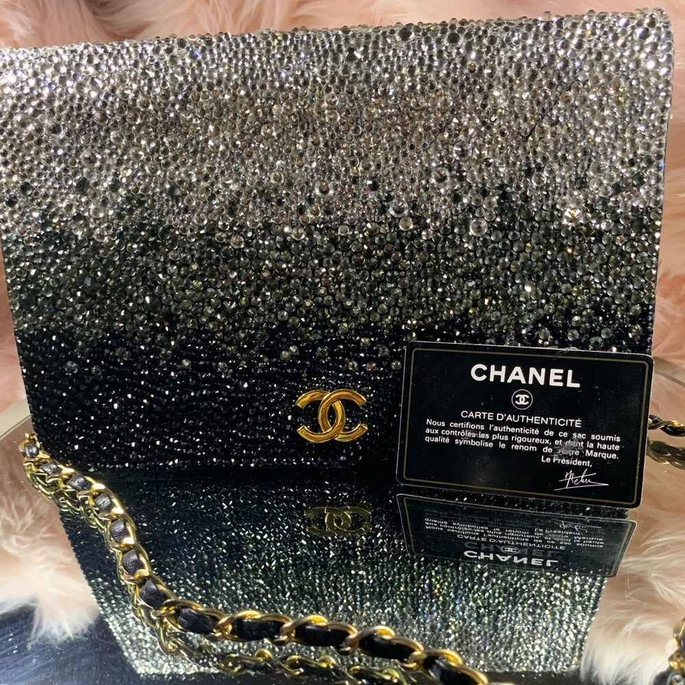 🎄[SOLD] ❤️CHANEL Matelasse Strass